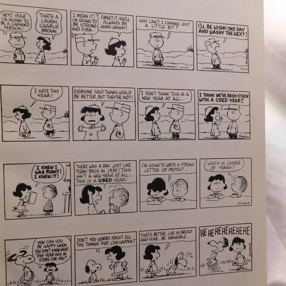 Peanuts Treasury by Charles M Schulz 1969 Hardcover Book Vintage - Picture 5 of 9